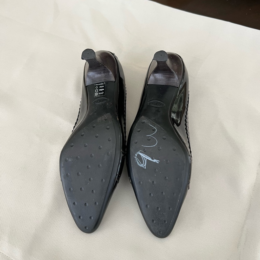 Tod's Black Patent Leather Loafers with Penny Strap - Picture 4 of 5